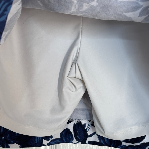 S.C. & CO. Golf Skort | White and Navy Floral - Picture 9 of 11